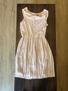 H&M beige dress